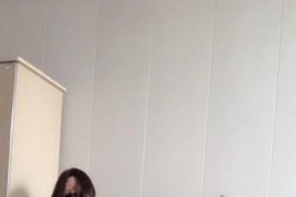 我和老师的赌约 - D389