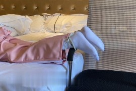 美女婷婷挠脚心tk - E663